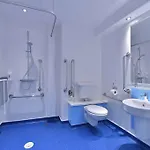 ホテル Travelodge ケンダル