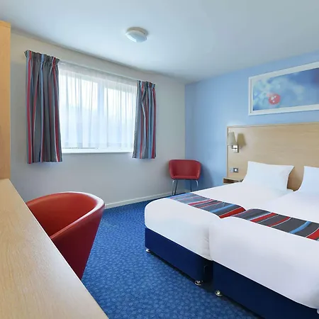 Travelodge 2*