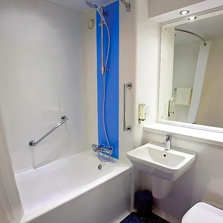 Hotell Travelodge 2*