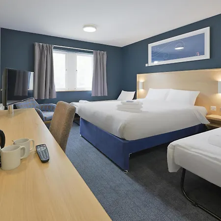 Travelodge Hotel 2*