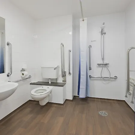 Hotel Travelodge 2*