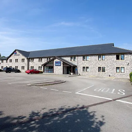 Travelodge Szálloda 2*