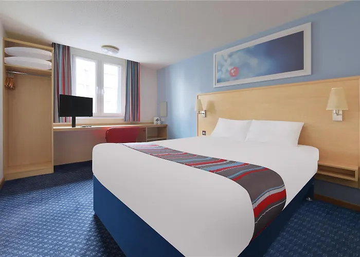 Travelodge Hotel 2*