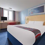 Travelodge Otel 2*